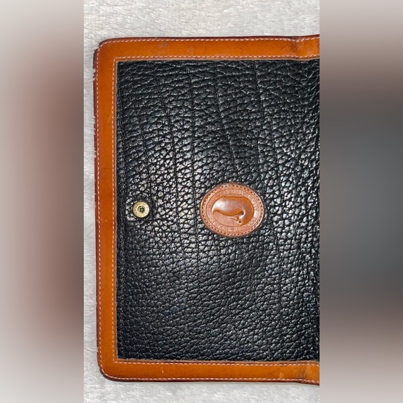 Vintage Dooney & Bourke Organizer (Pre-loved) - Picture 14 of 16